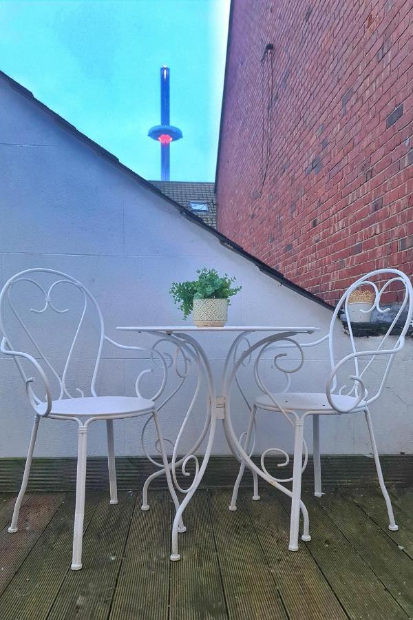 Modern & Central, Perfect Beach Getaway- 2Min Walk Brighton Exterior photo